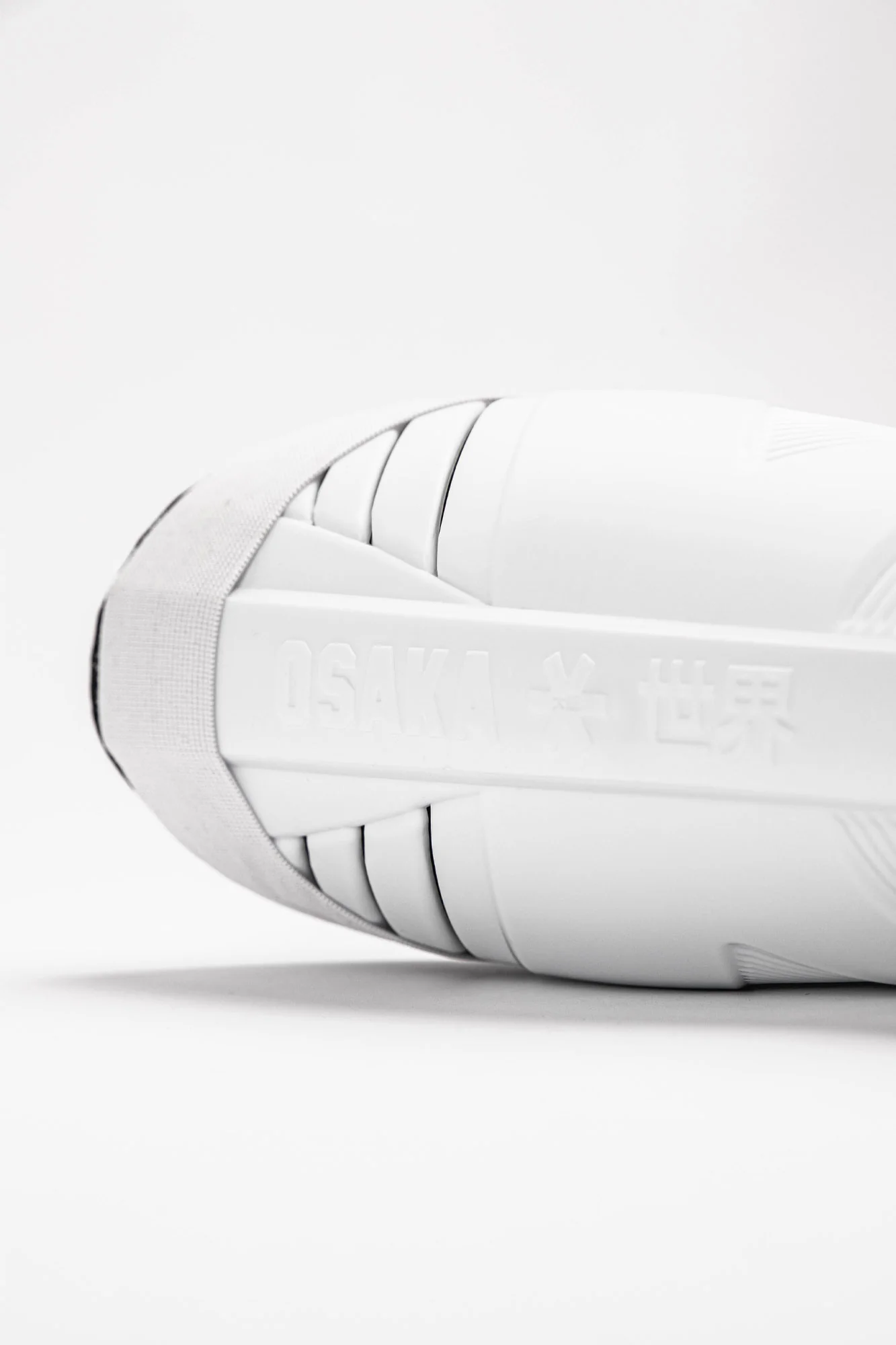 Osaka Hockey Shinguard | White-Black - Image 6